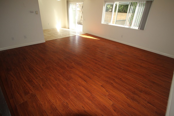Huge living room with hardwood floor